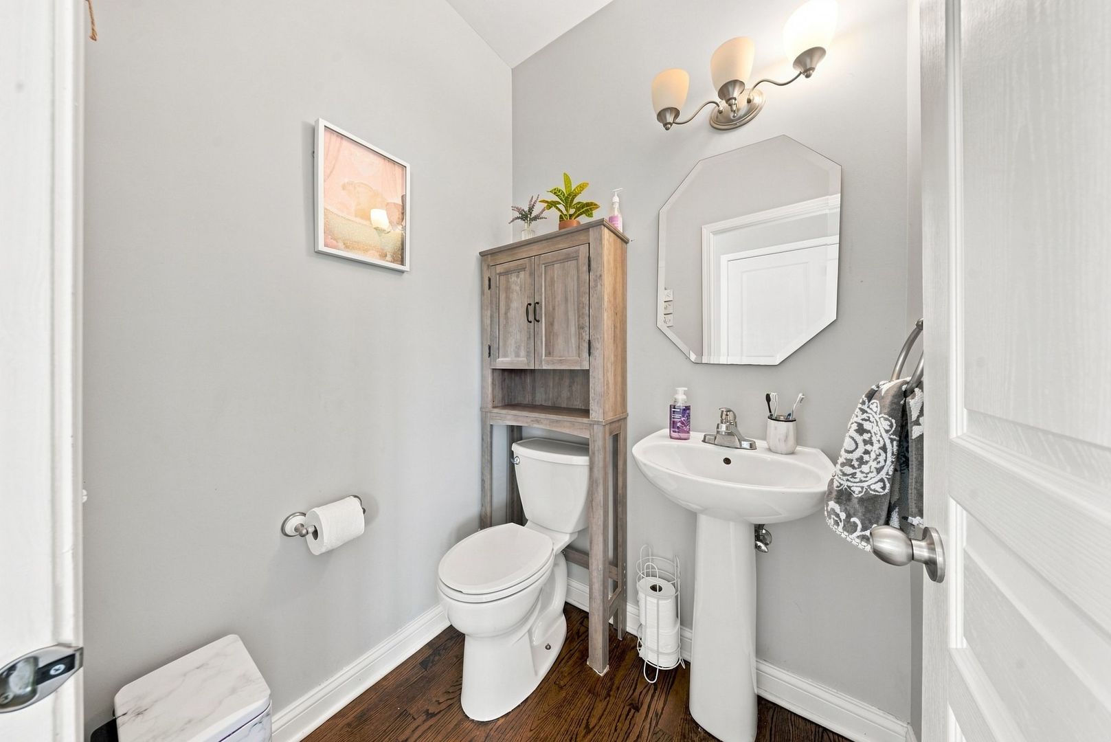 4050 Bunker Hill Drive Property Photo 23