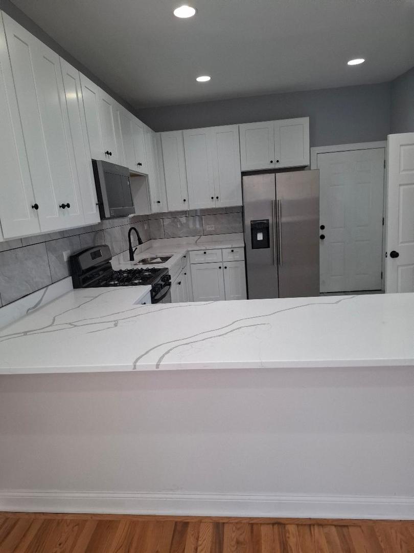839 W 54th Street Property Photo 14