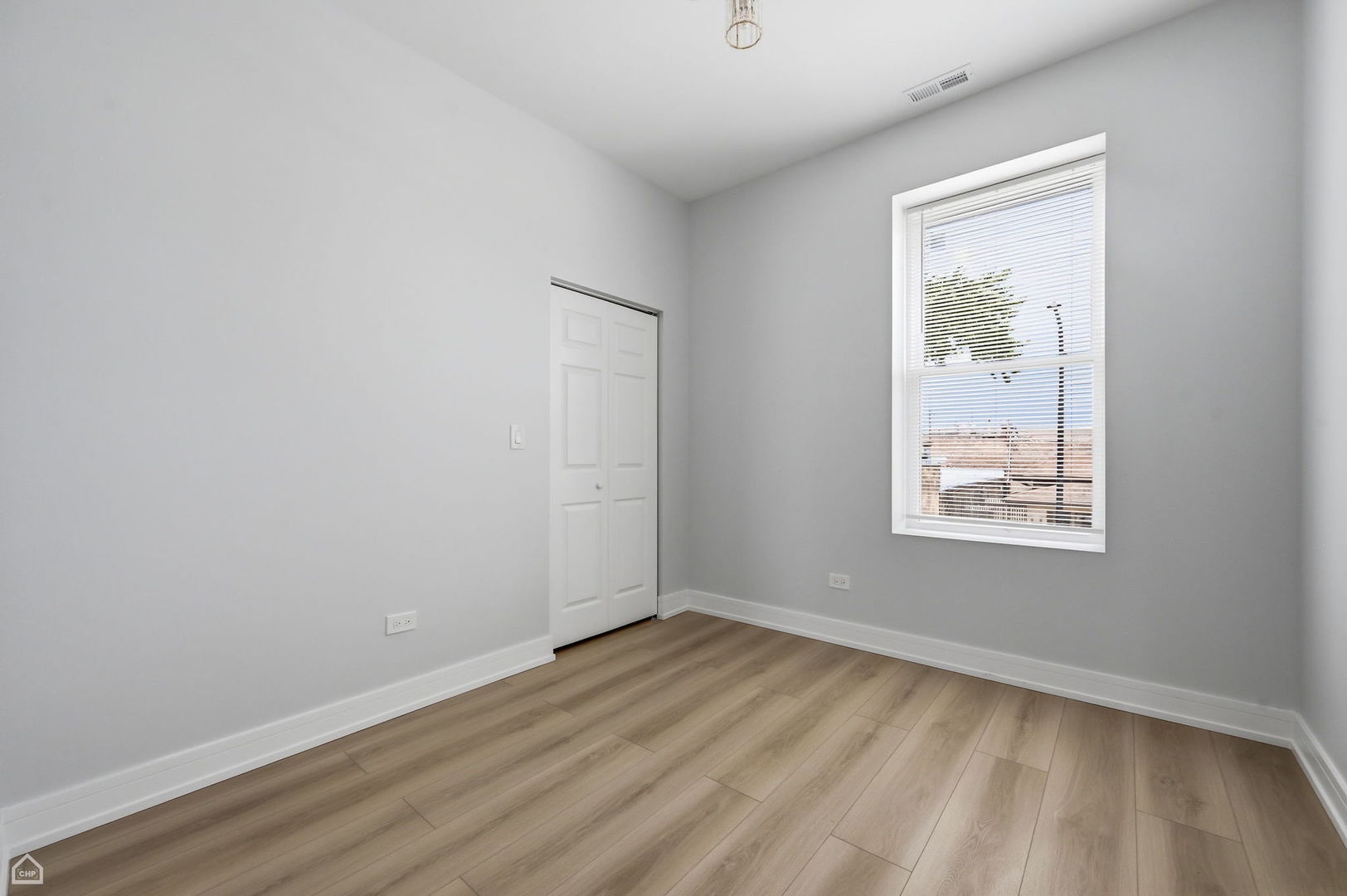 2301 S Laramie Avenue Property Photo 39