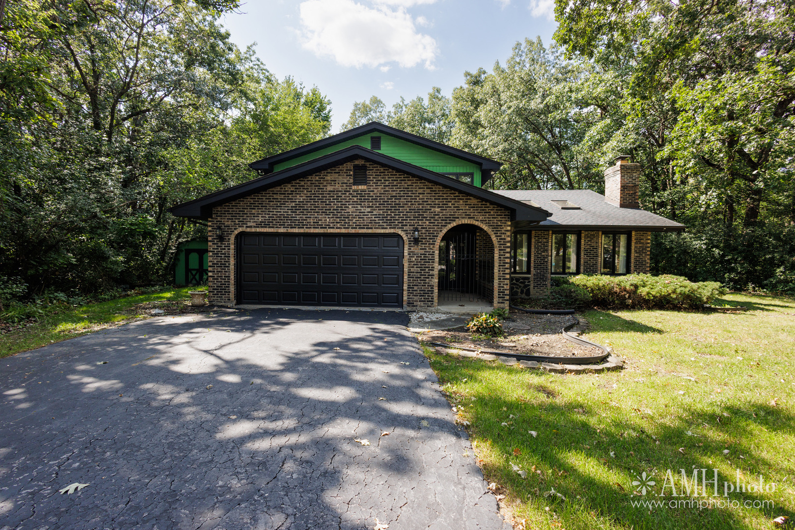 855 Charles Street Property Photo 1