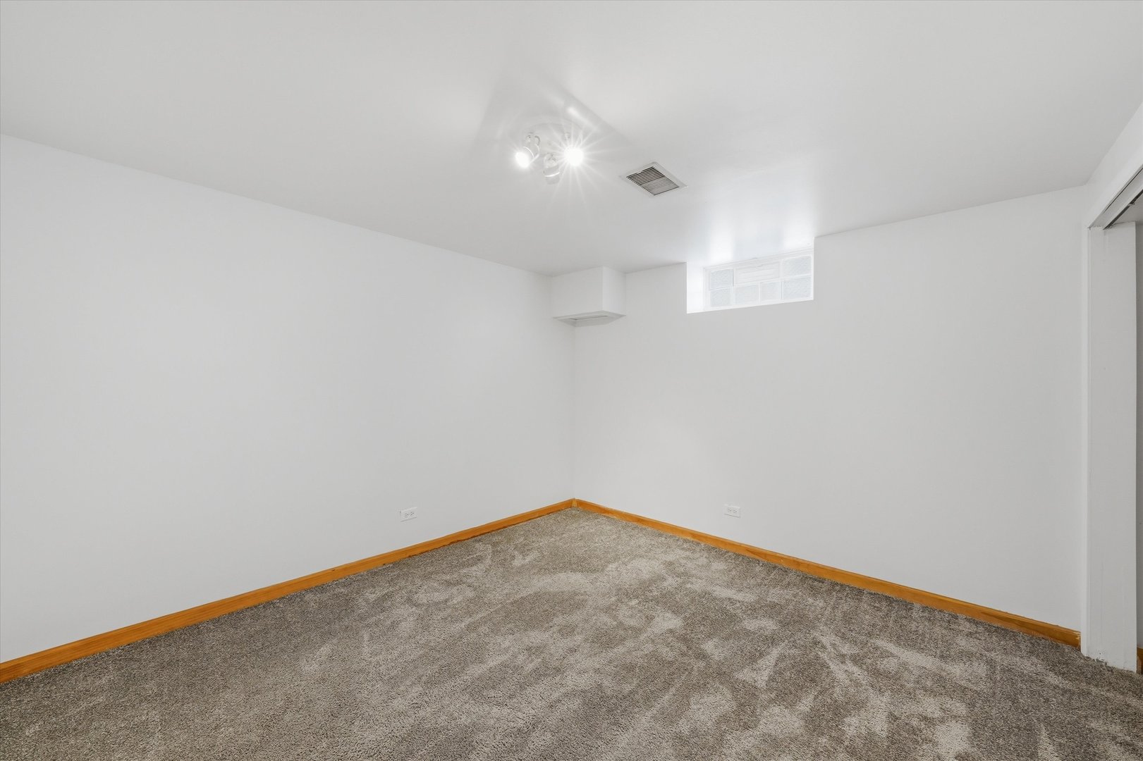 11201 Mandel Avenue Property Photo 20