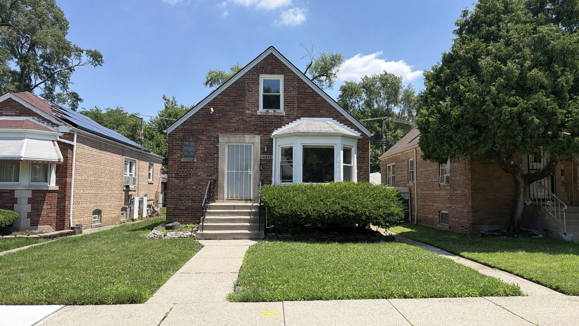10939 S Normal Avenue Property Photo 2