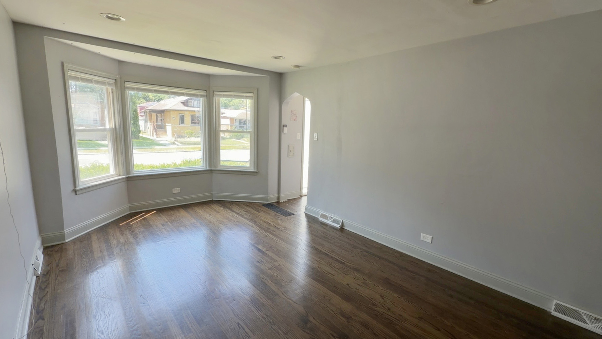 10939 S Normal Avenue Property Photo 8