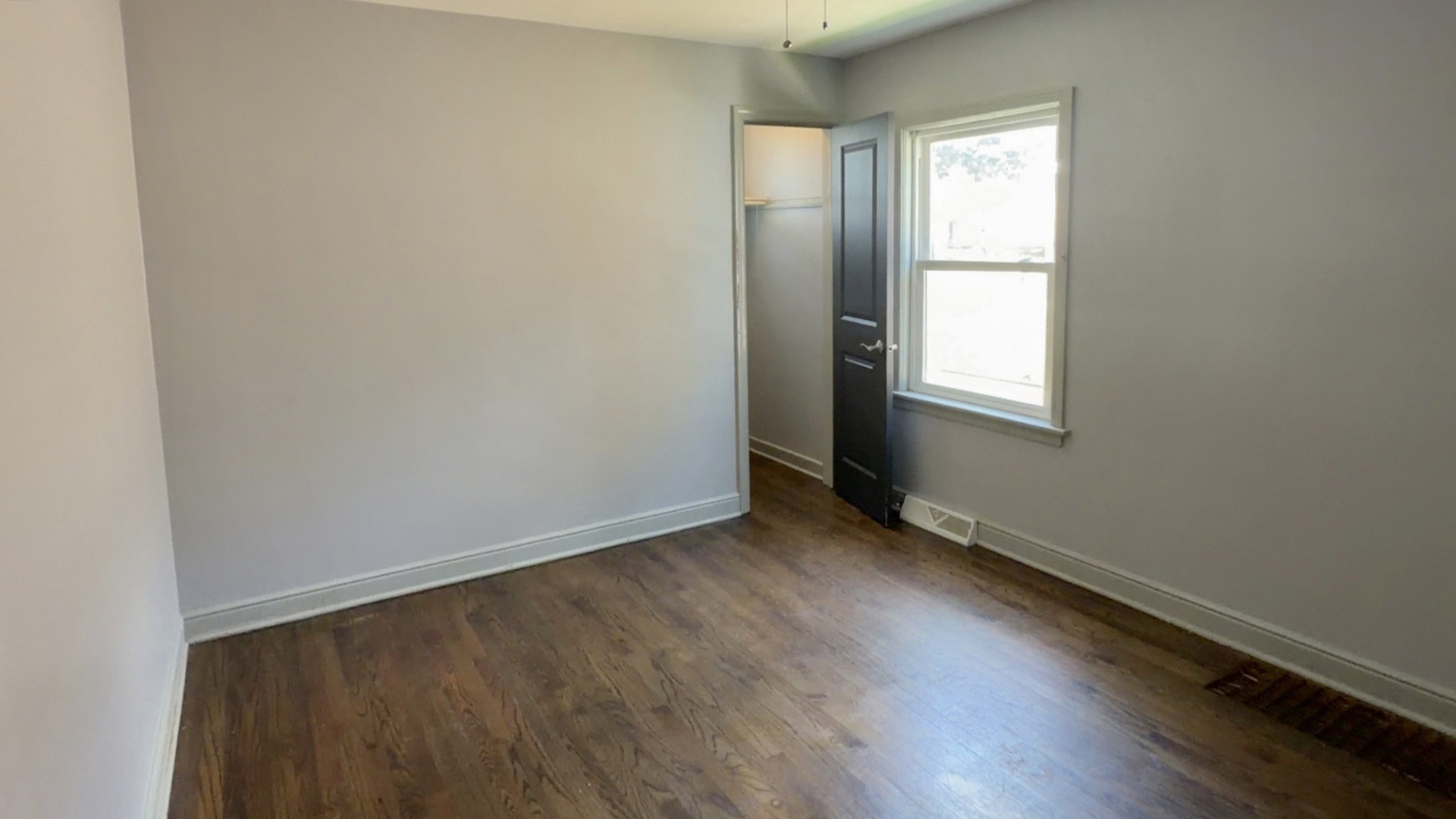 10939 S Normal Avenue Property Photo 9