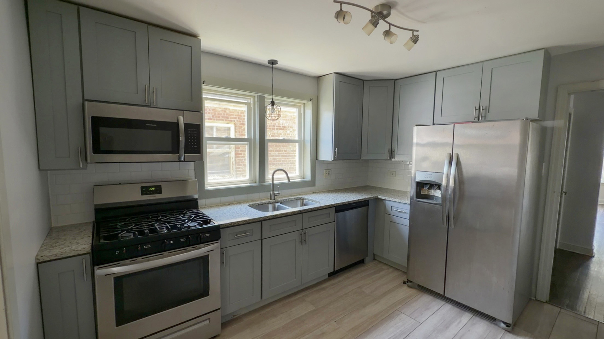 10939 S Normal Avenue Property Photo 12