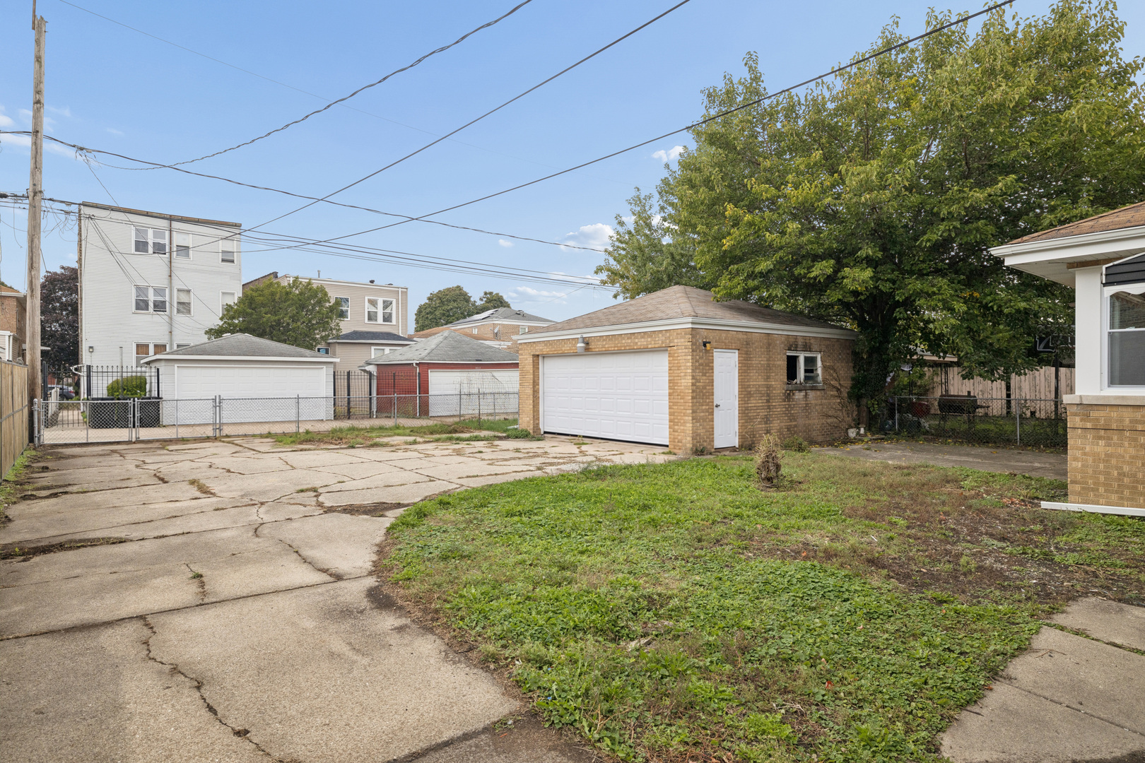 9716 S Prairie Avenue Property Photo 21