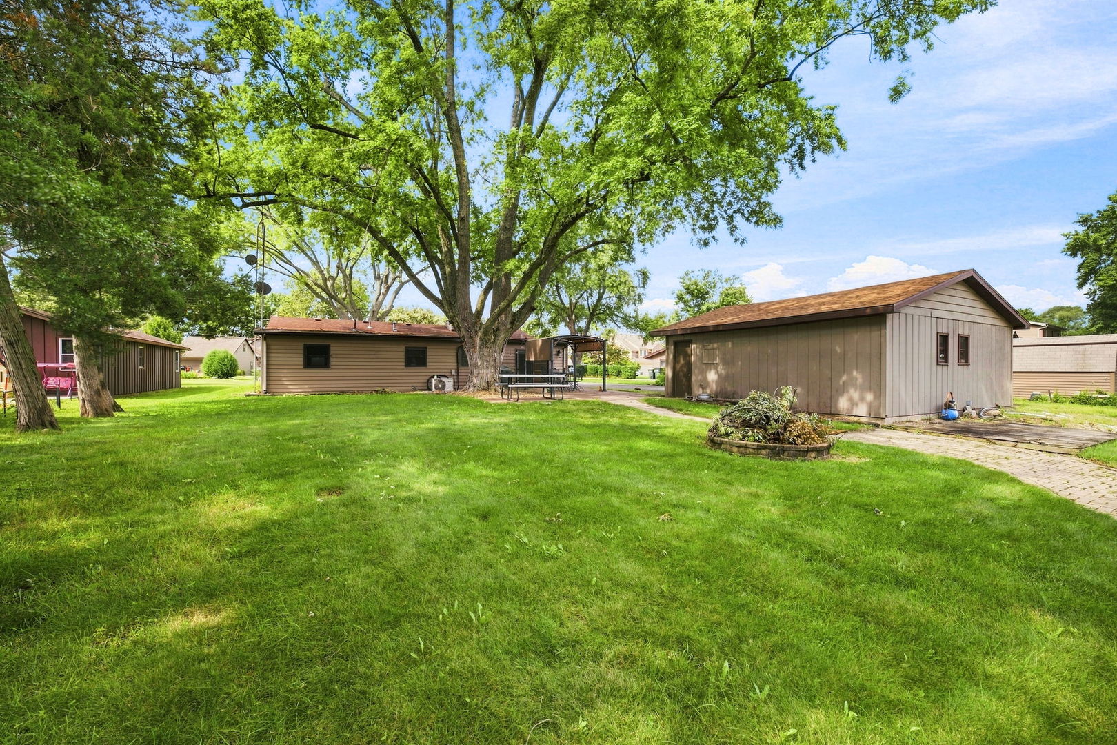 8726 E Mallard Lane Property Photo 32