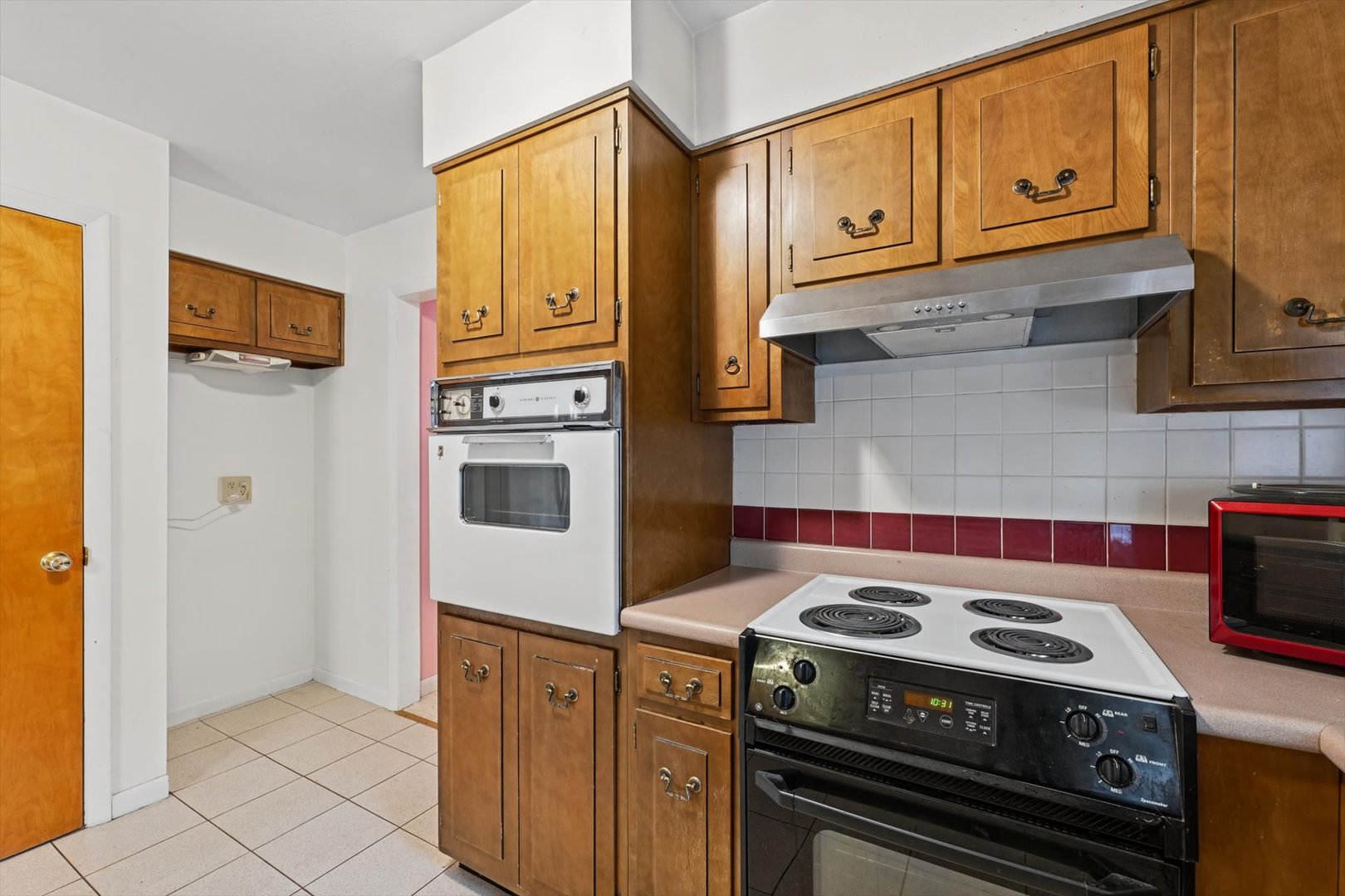 324 W Washington Street Property Photo 16