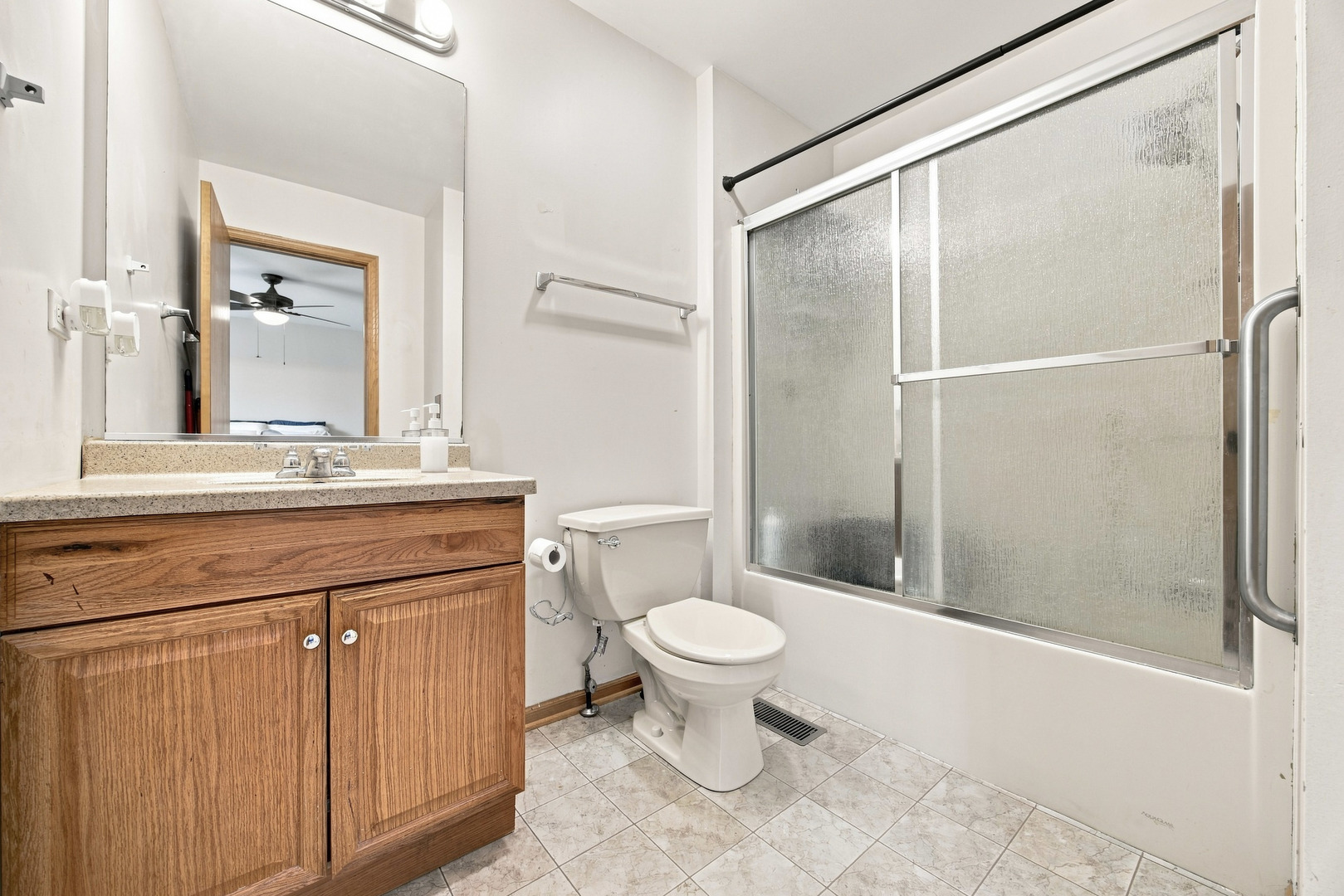 5712 Arbor Falls Court Property Photo 13