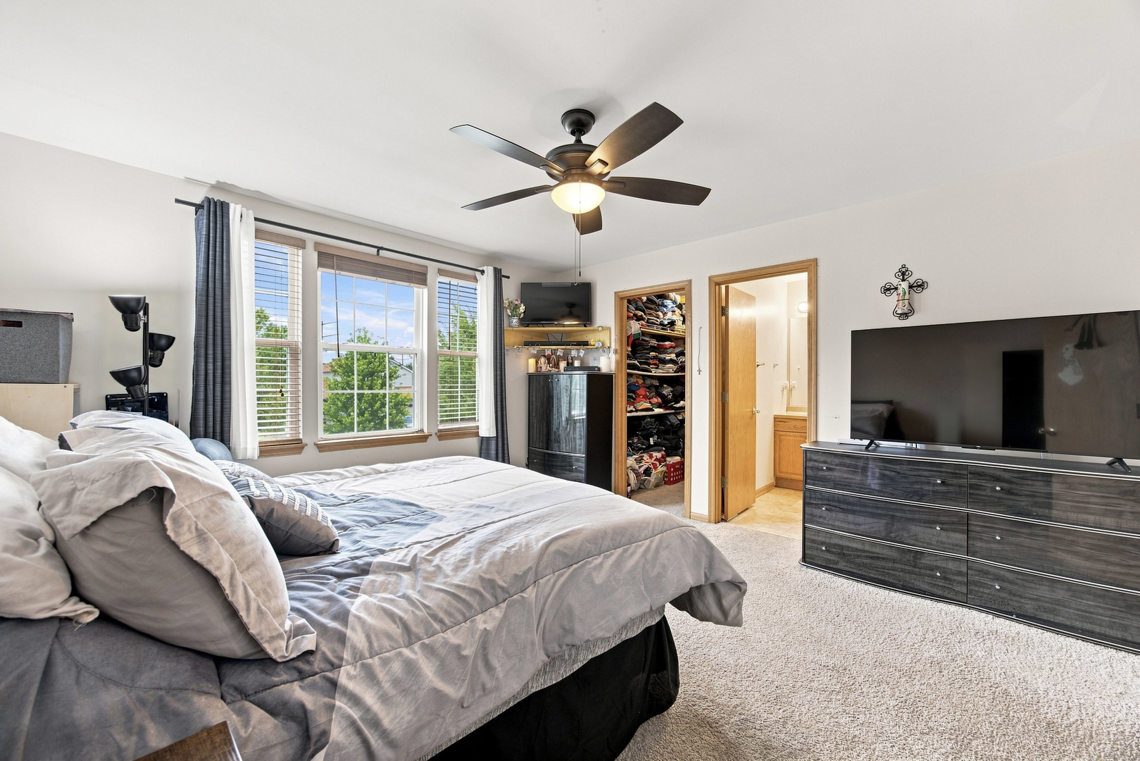5712 Arbor Falls Court Property Photo 14