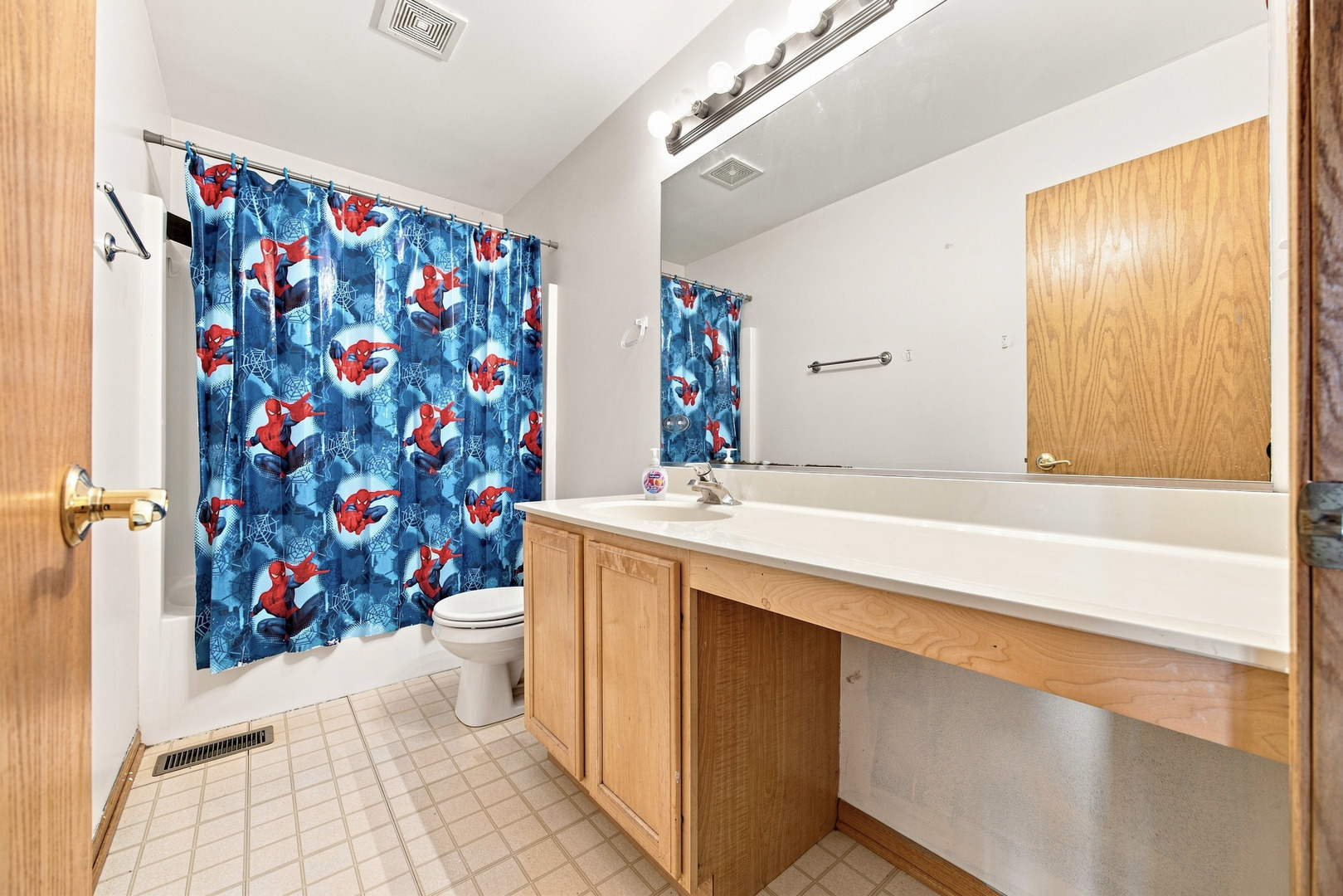 5712 Arbor Falls Court Property Photo 15