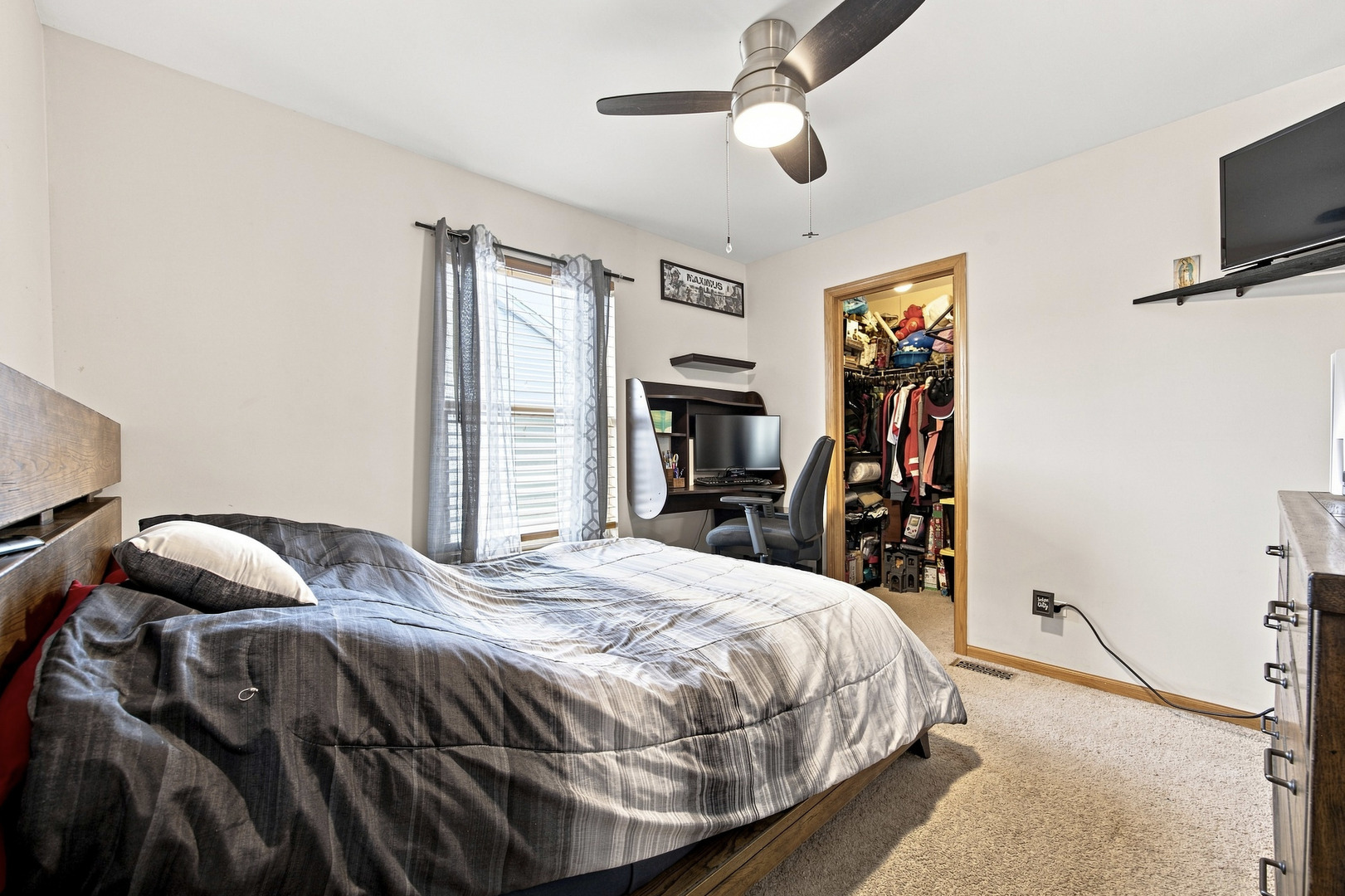 5712 Arbor Falls Court Property Photo 16
