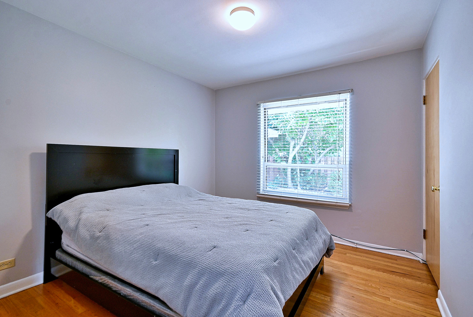 4915 Jerome Avenue Property Photo 21