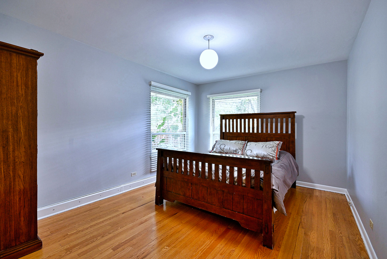 4915 Jerome Avenue Property Photo 22