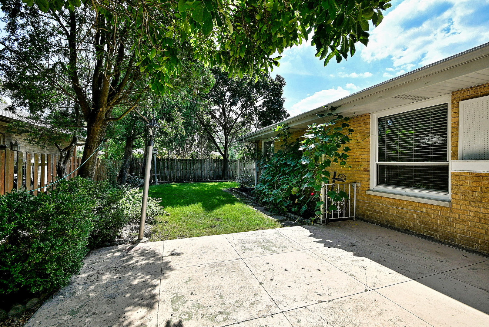 4915 Jerome Avenue Property Photo 32