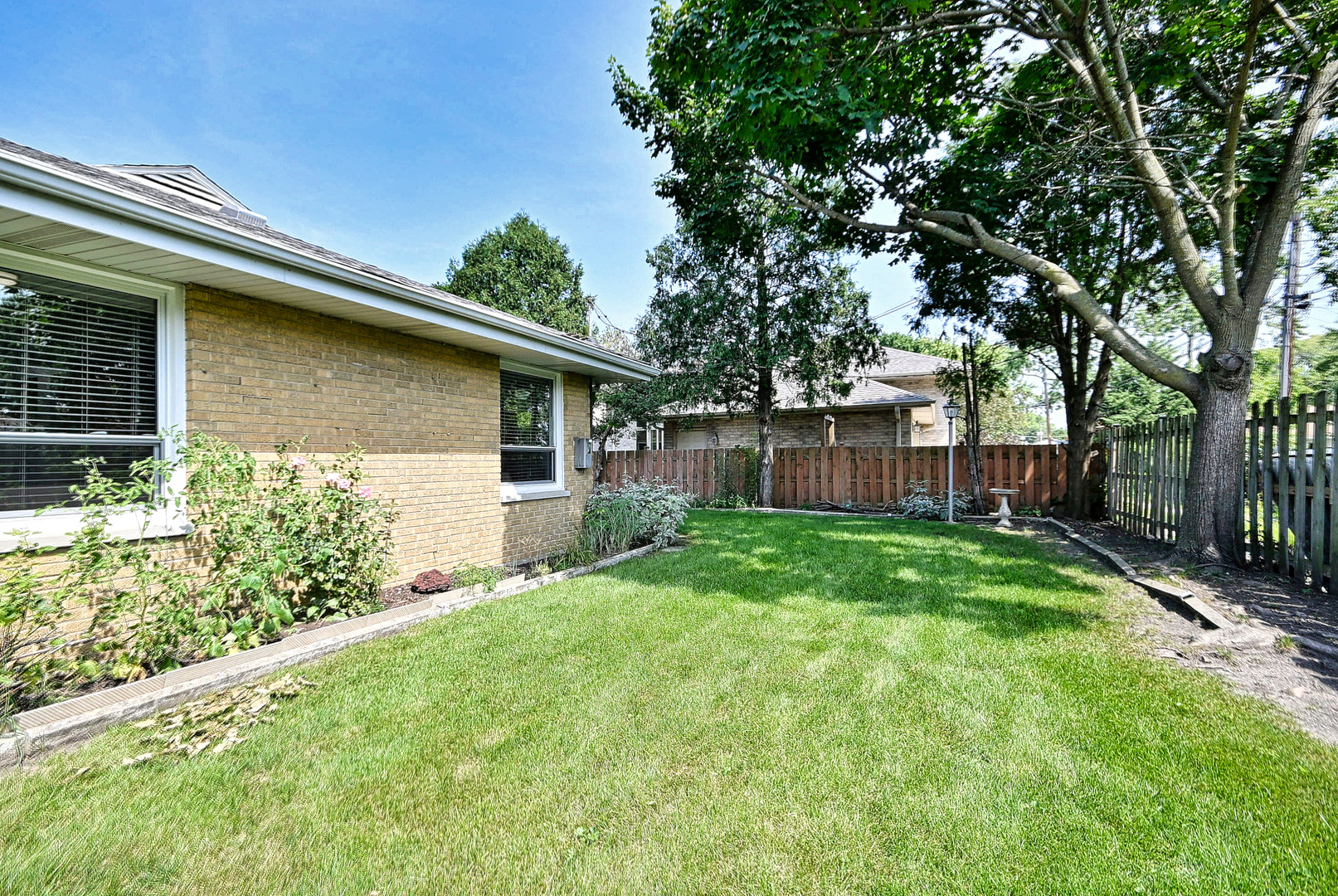 4915 Jerome Avenue Property Photo 35