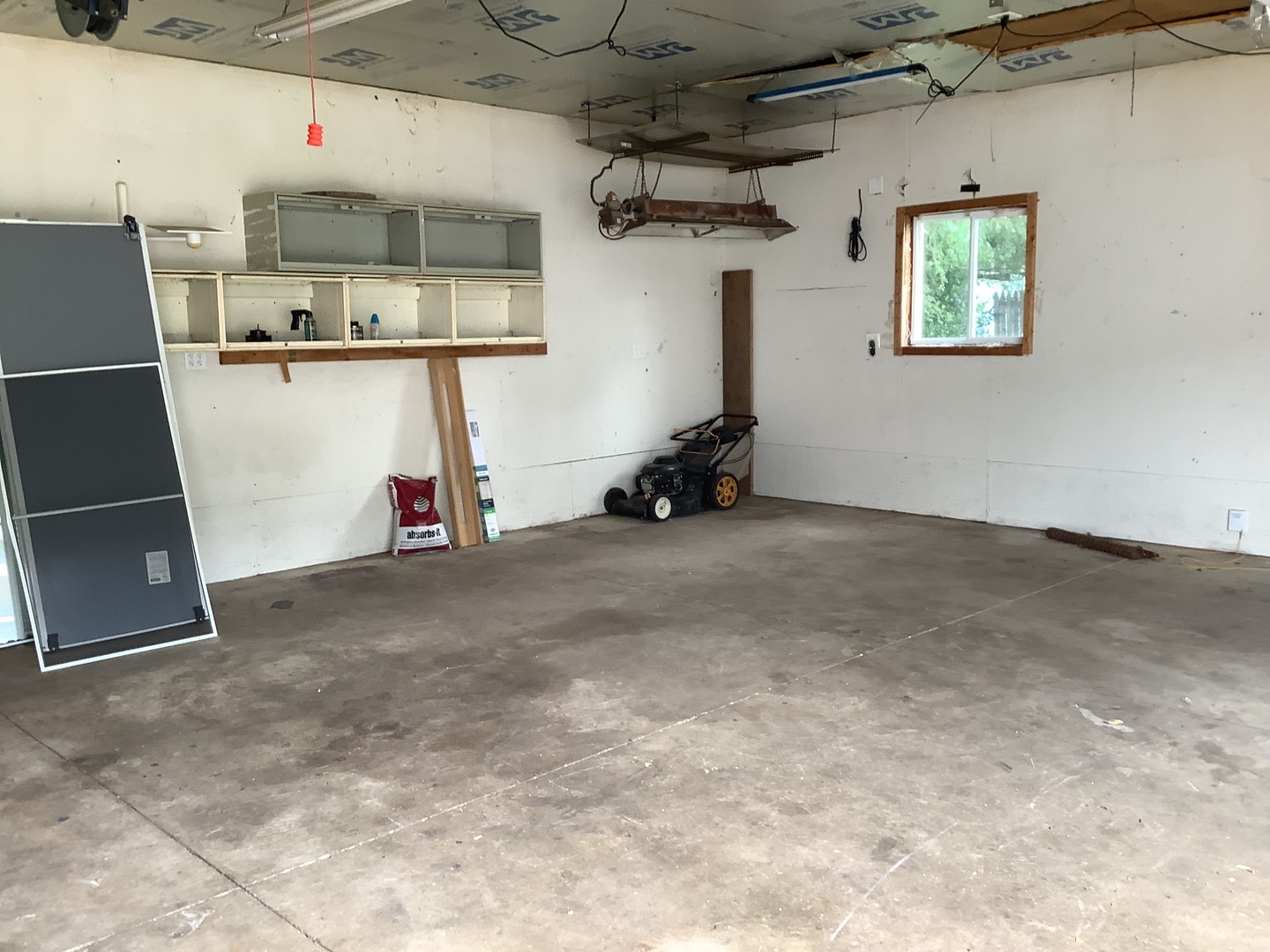 427 Kenyon Avenue Property Photo 4