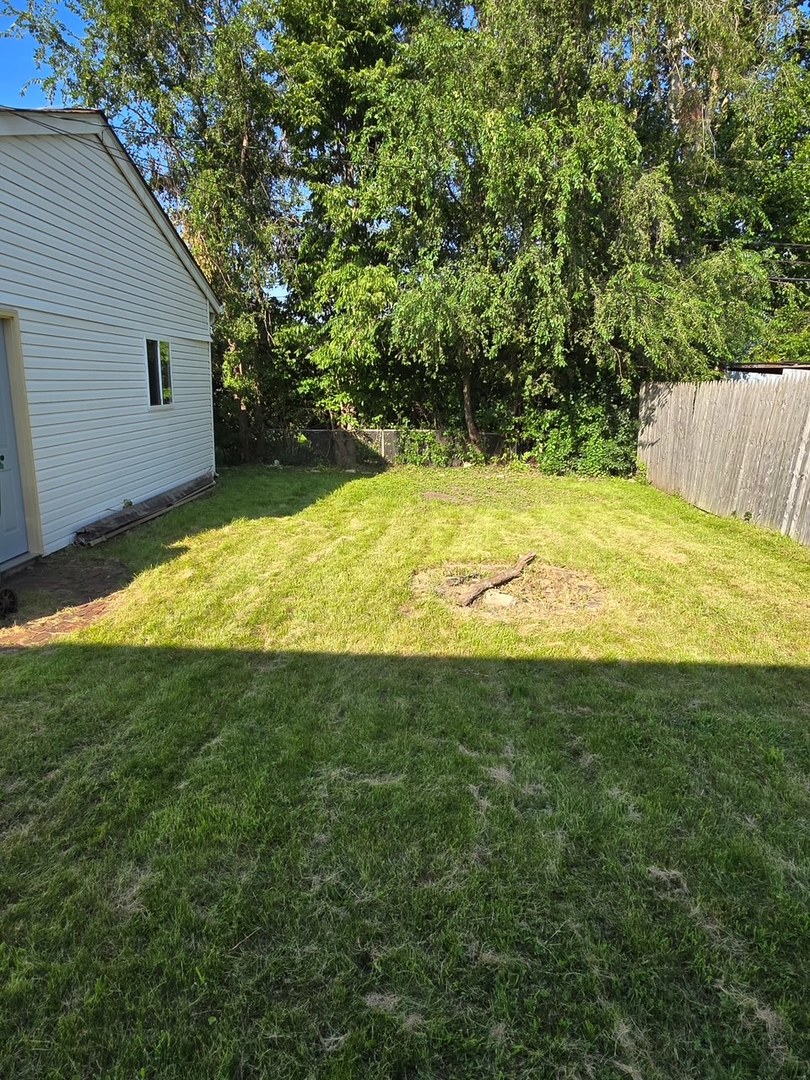 427 Kenyon Avenue Property Photo 7