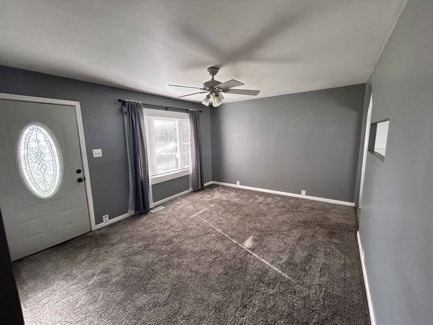 427 Kenyon Avenue Property Photo 9