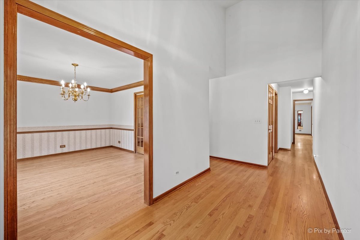 251 N Cambridge Drive Property Photo 5