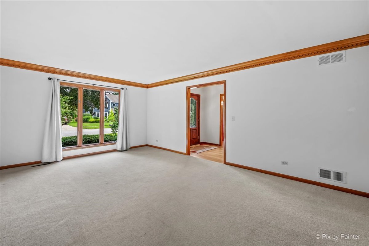 251 N Cambridge Drive Property Photo 7