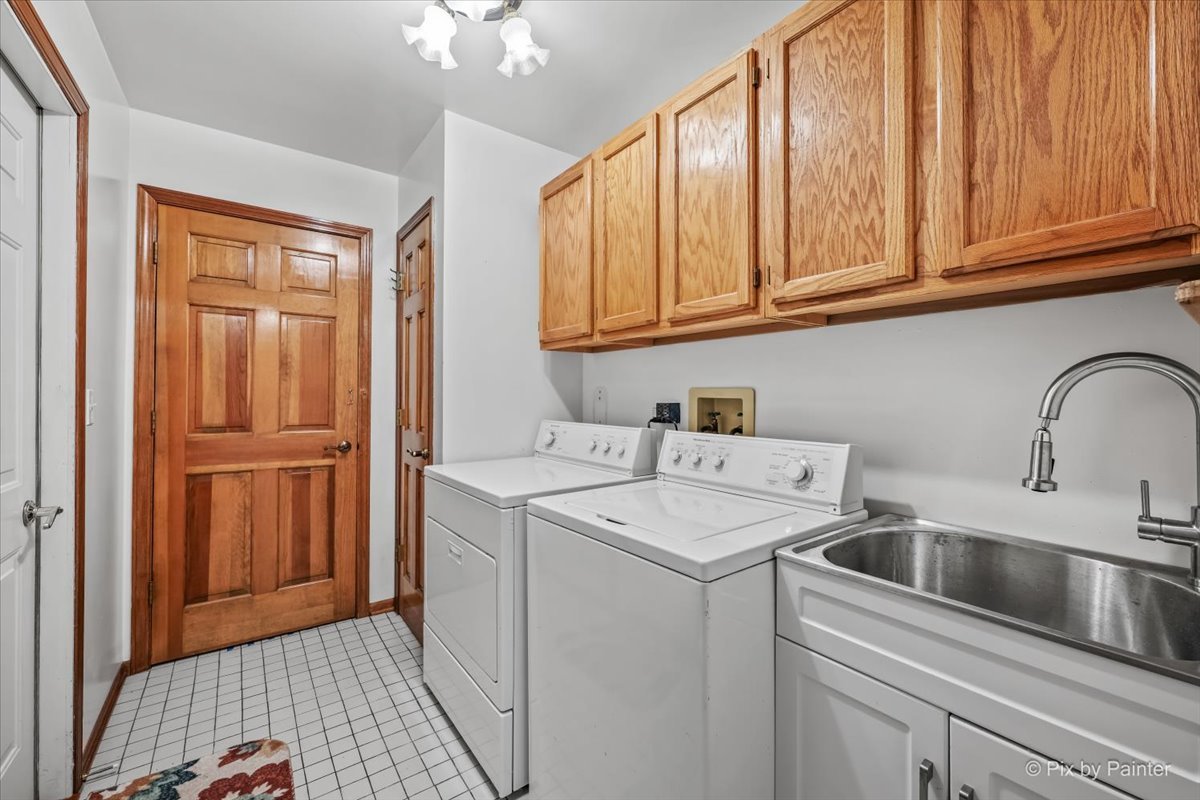 251 N Cambridge Drive Property Photo 29
