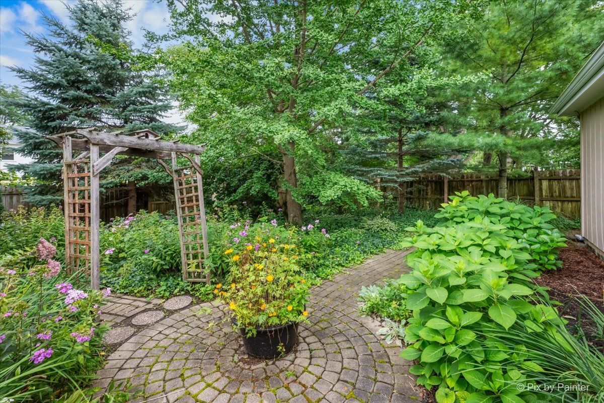 251 N Cambridge Drive Property Photo 47