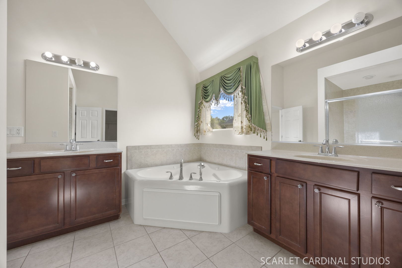 1 Duval Court Property Photo 24