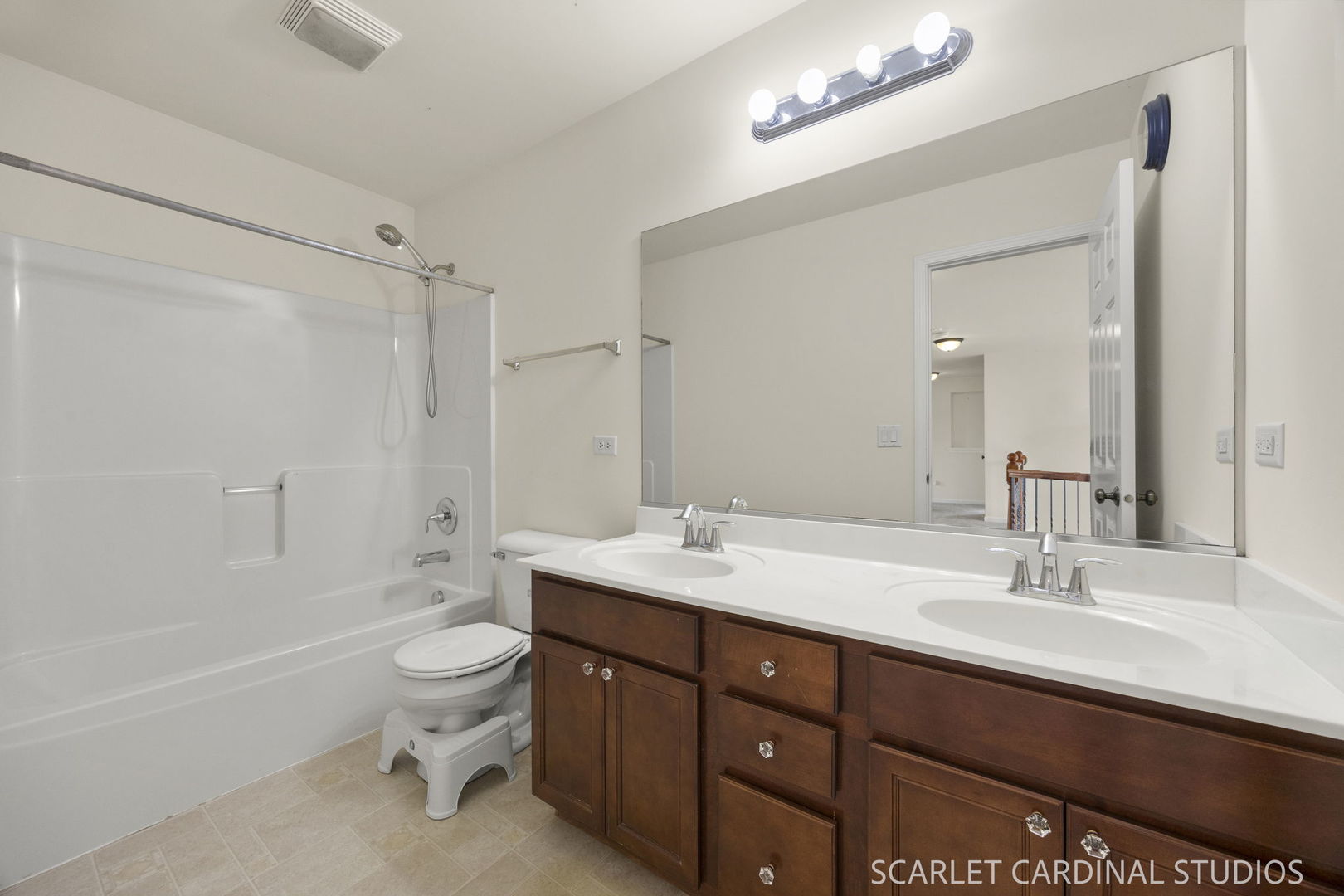 1 Duval Court Property Photo 28