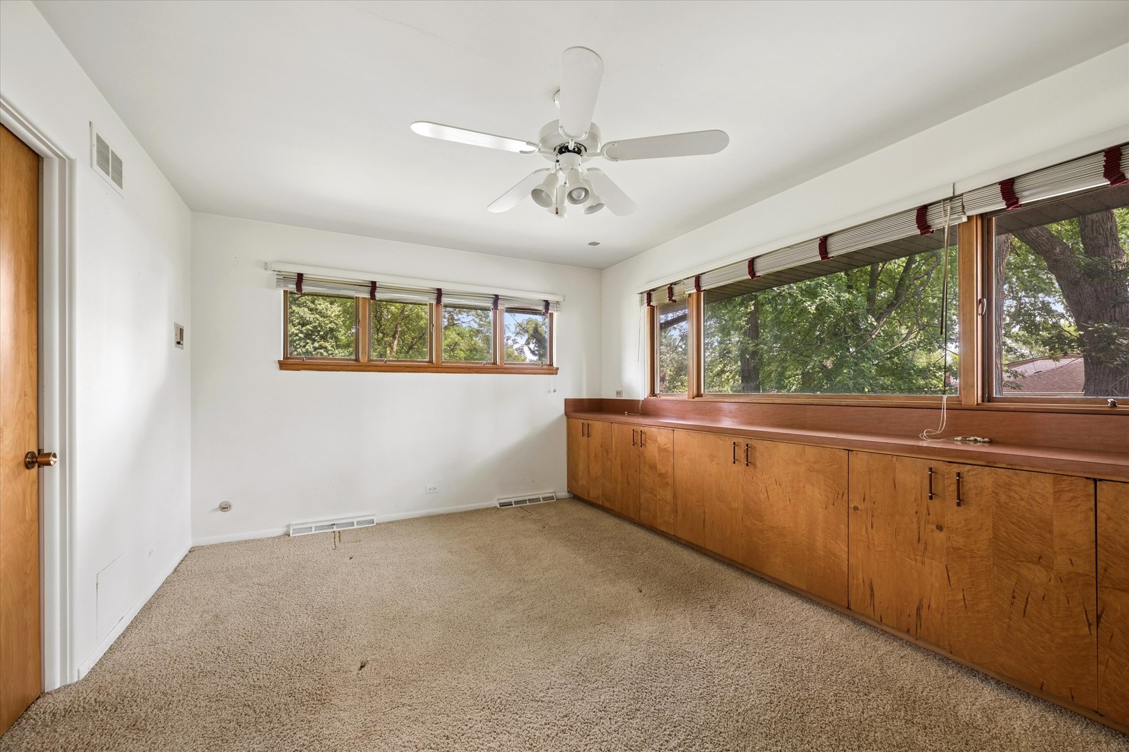 1655 Forest Drive Property Photo 20