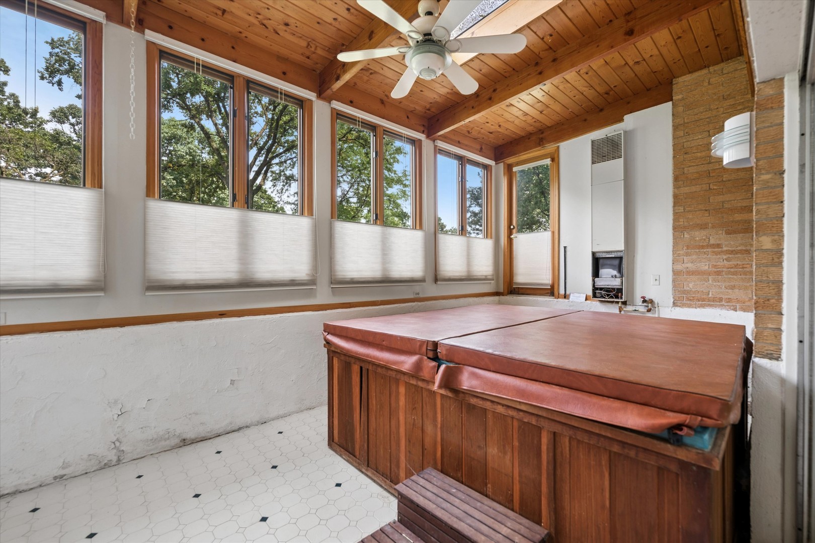 1655 Forest Drive Property Photo 26