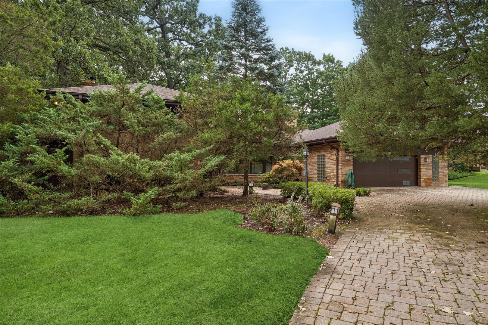 1655 Forest Drive Property Photo 28
