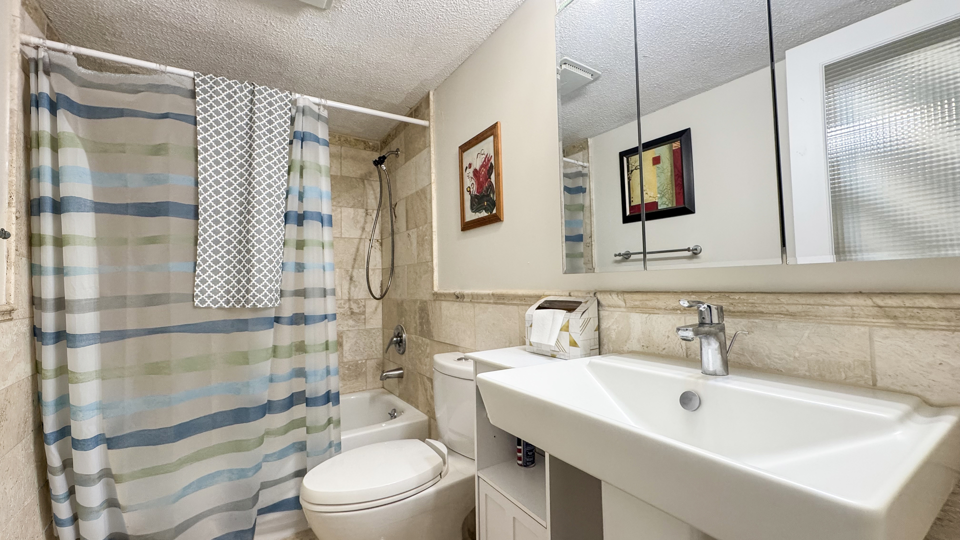 917 Vose Drive 102 Property Photo 12