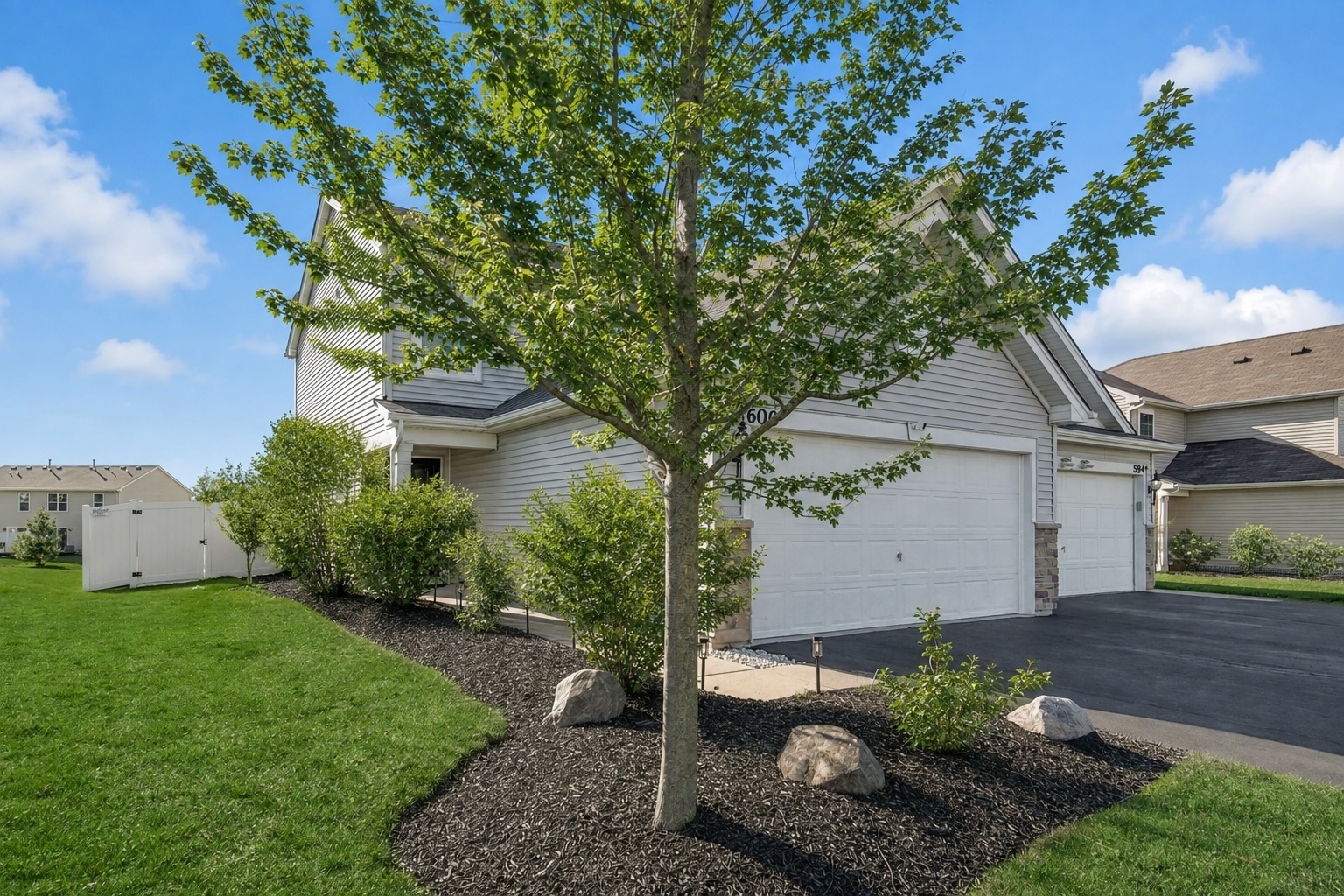600 Vine Street Property Photo 1