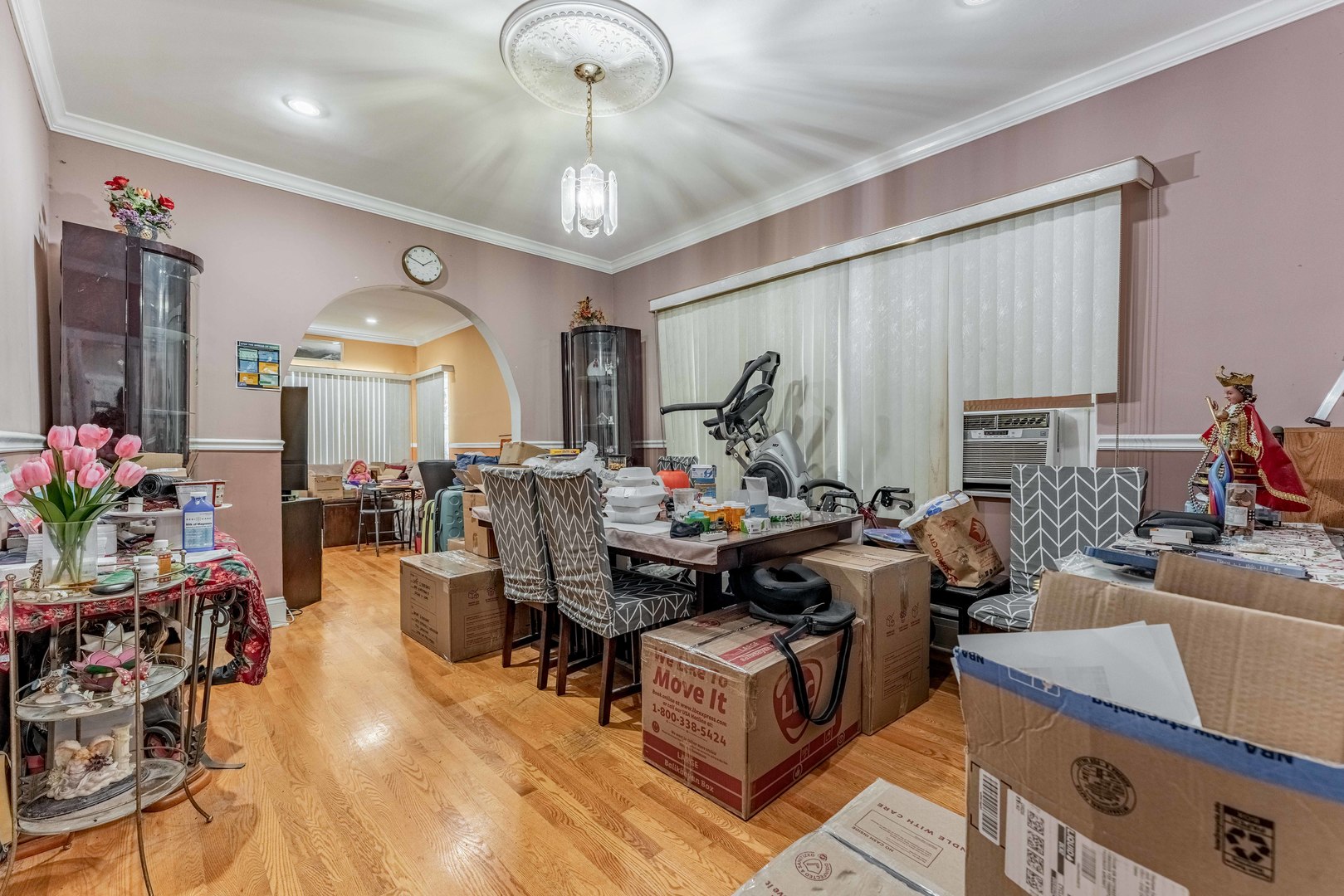 4945 W Wolfram Street Property Photo 7