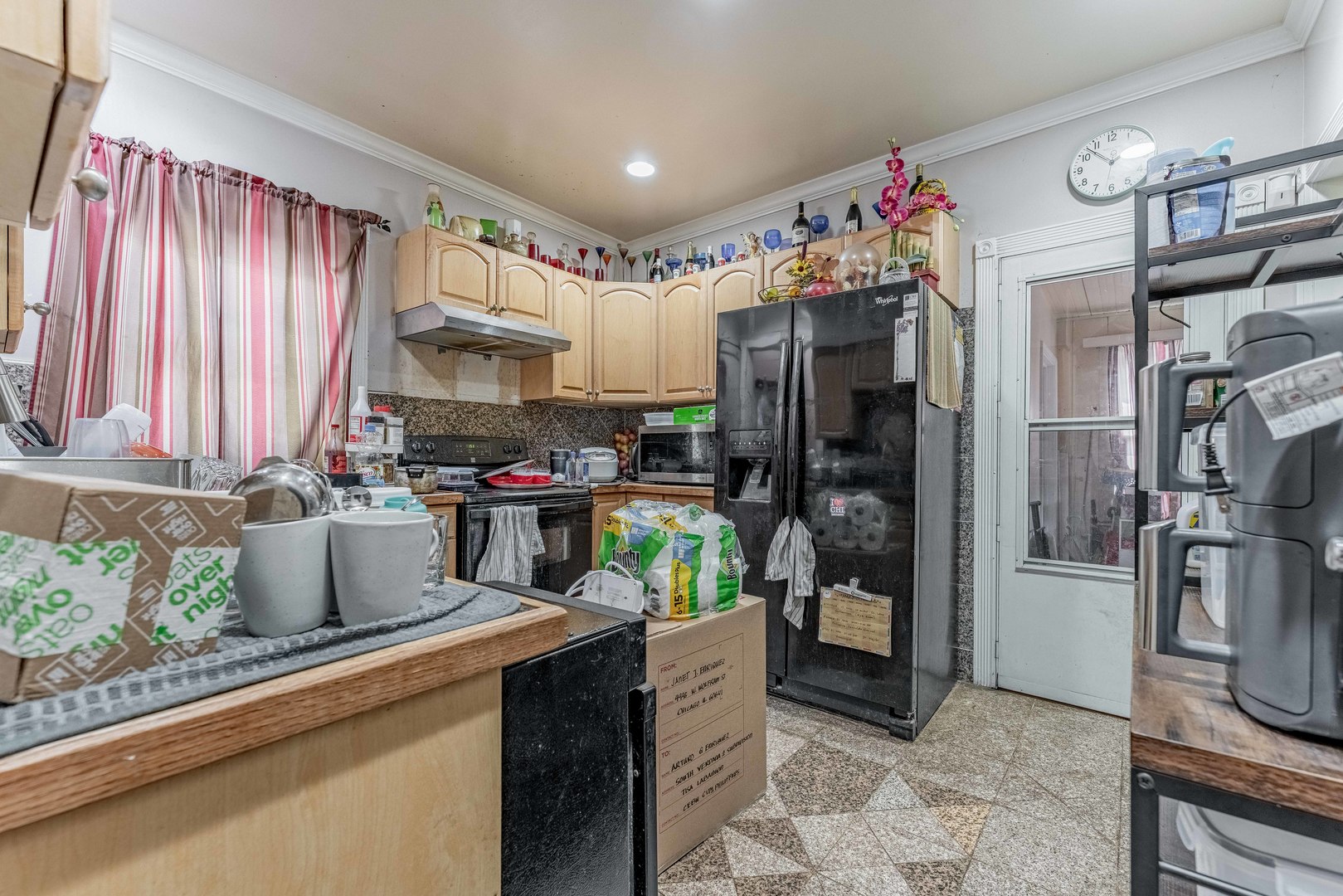 4945 W Wolfram Street Property Photo 8