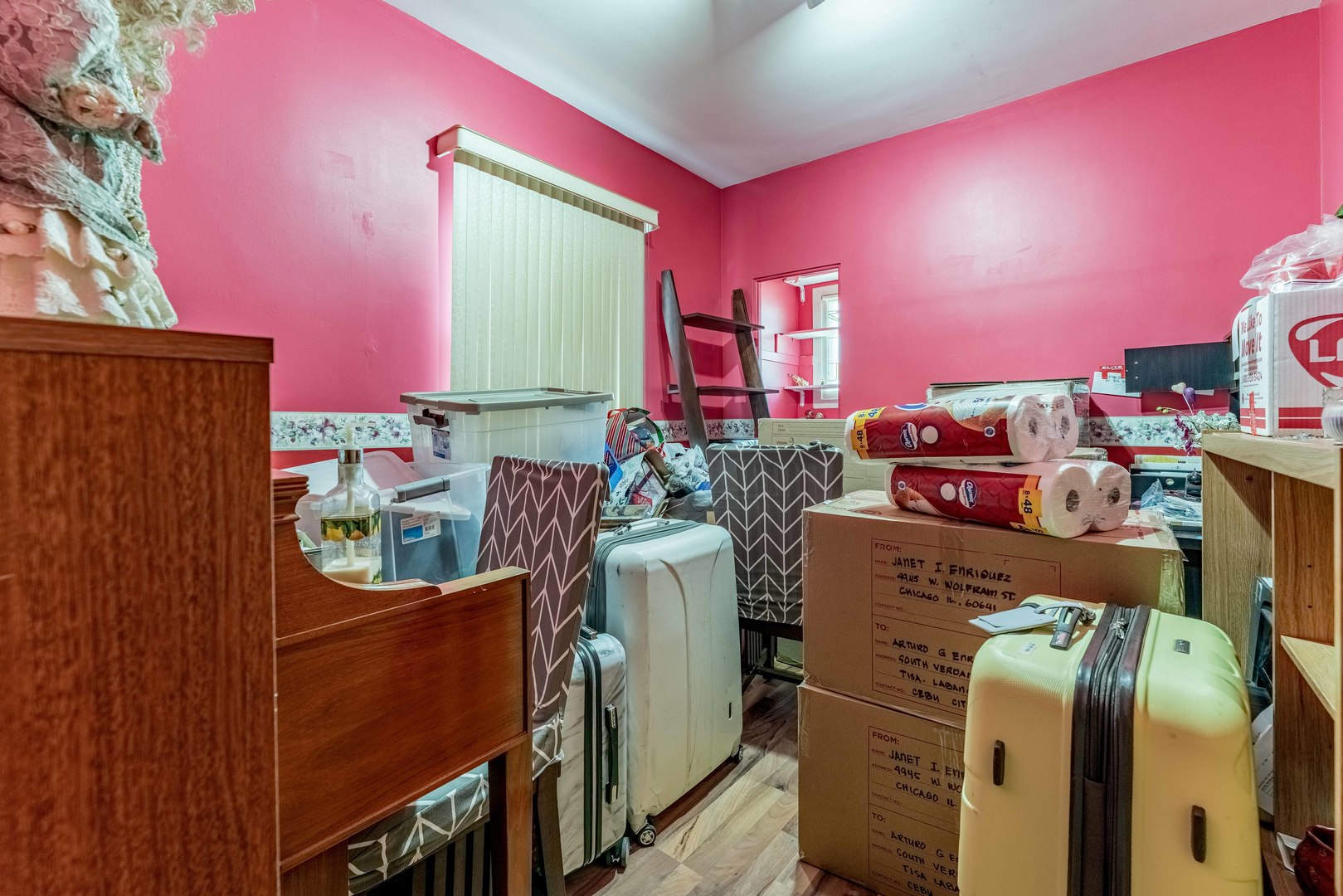4945 W Wolfram Street Property Photo 10