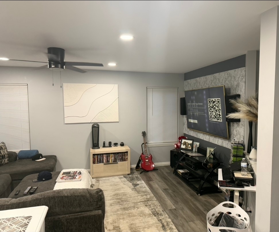 607 Searl Street Property Photo 15