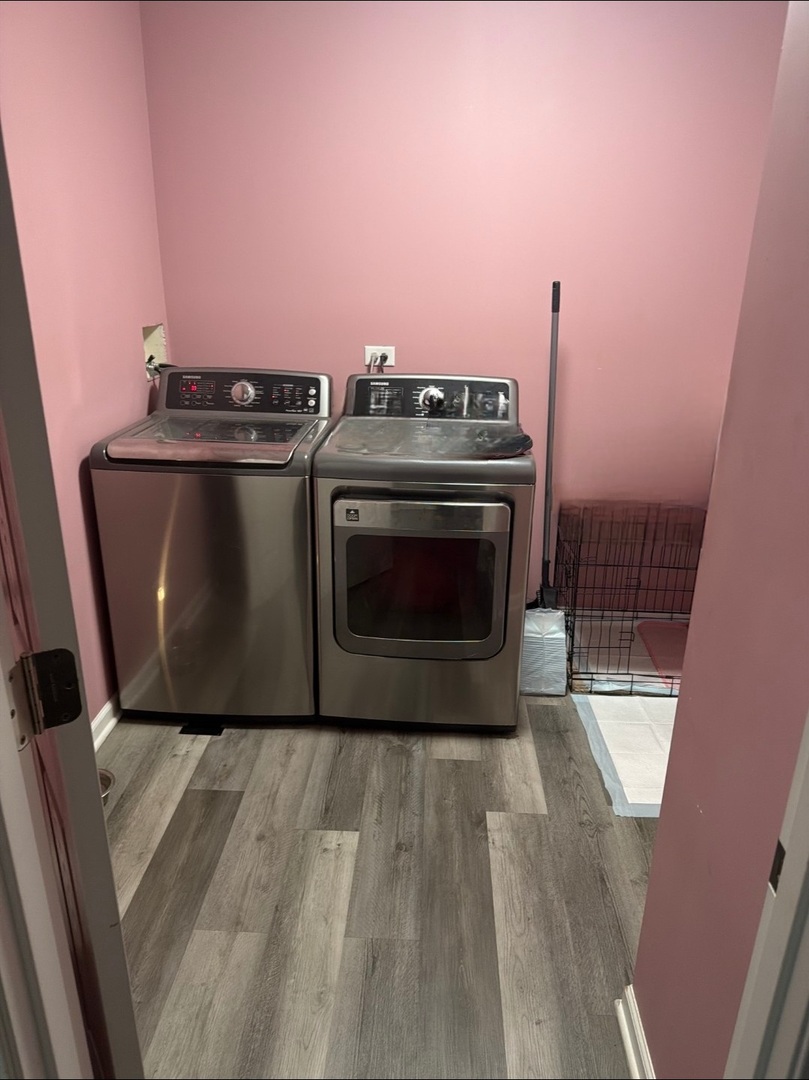 607 Searl Street Property Photo 16