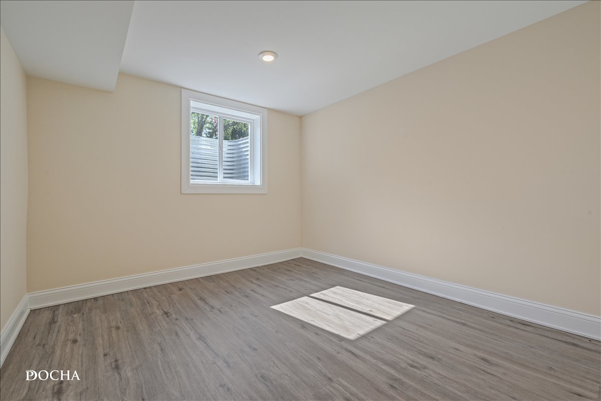 312 Oak Street Property Photo 37