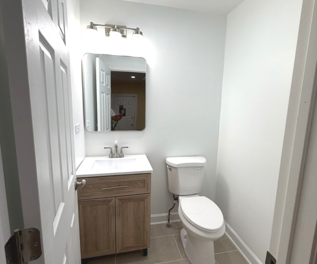 978 E Capri Drive Property Photo 27