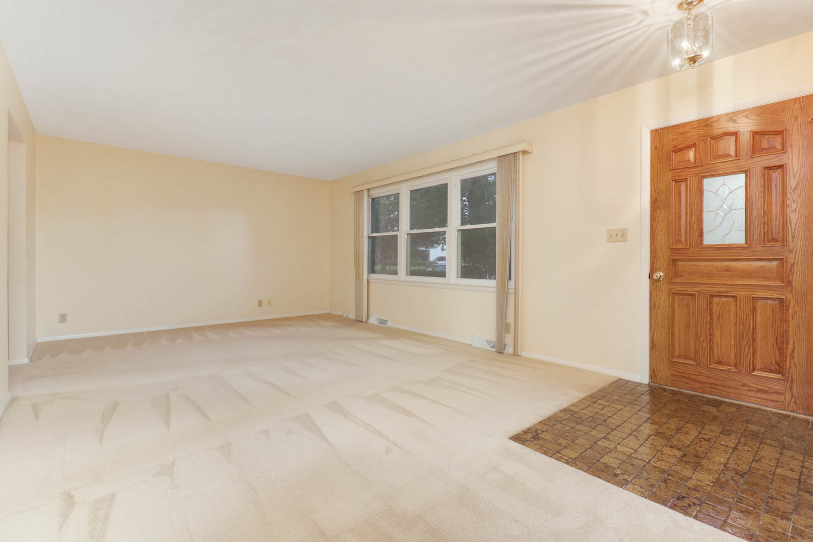 1113 Andover Street Property Photo 5