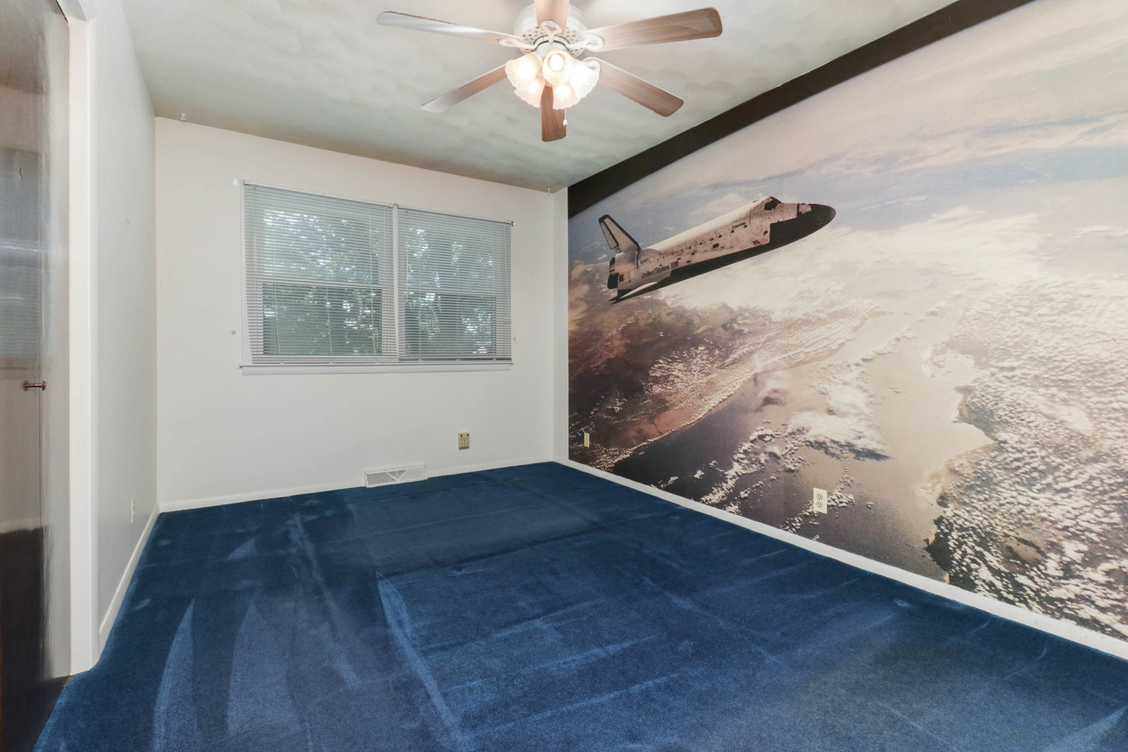 1113 Andover Street Property Photo 25