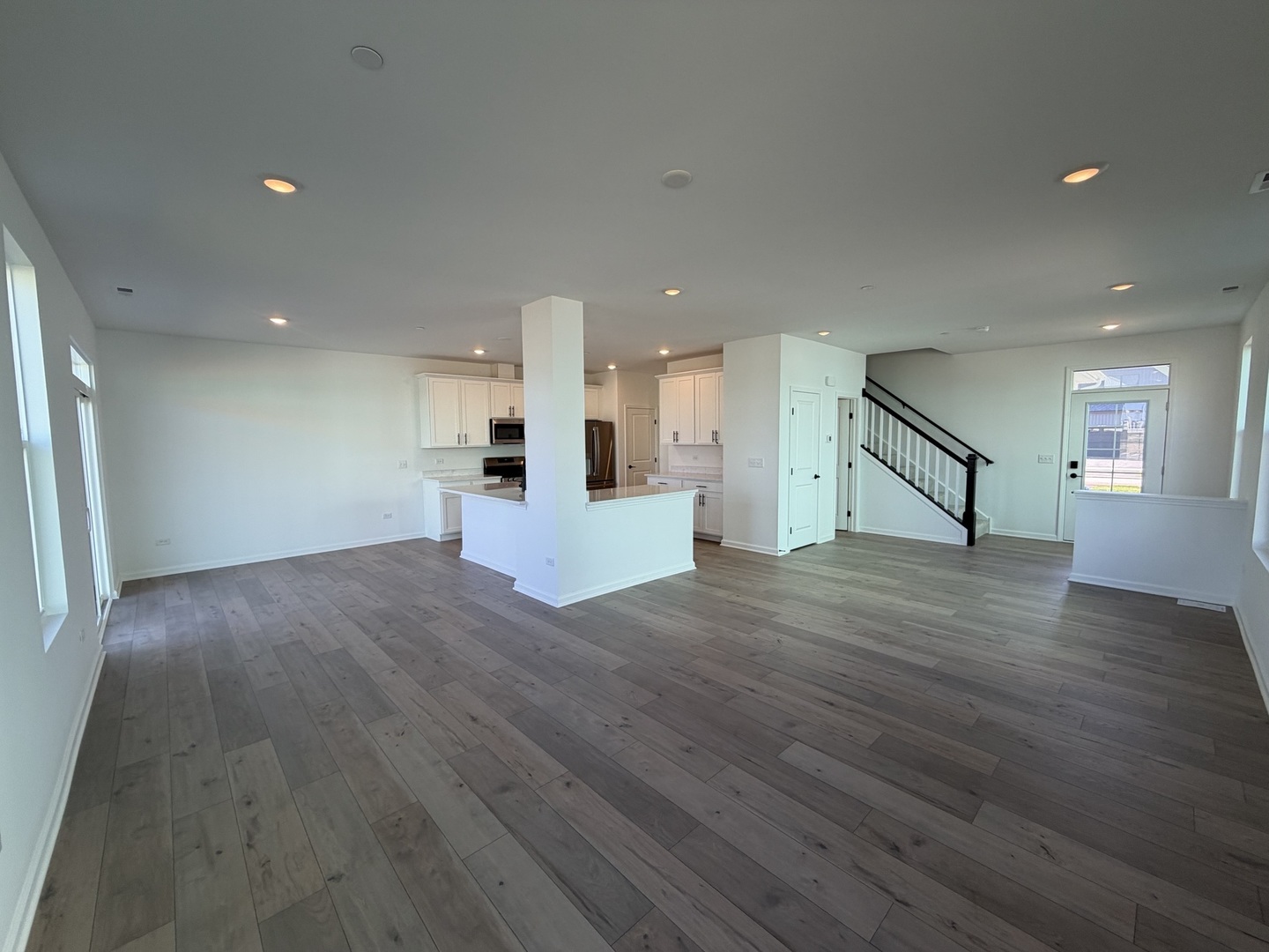 15451 W Amelia Circle Property Photo 4