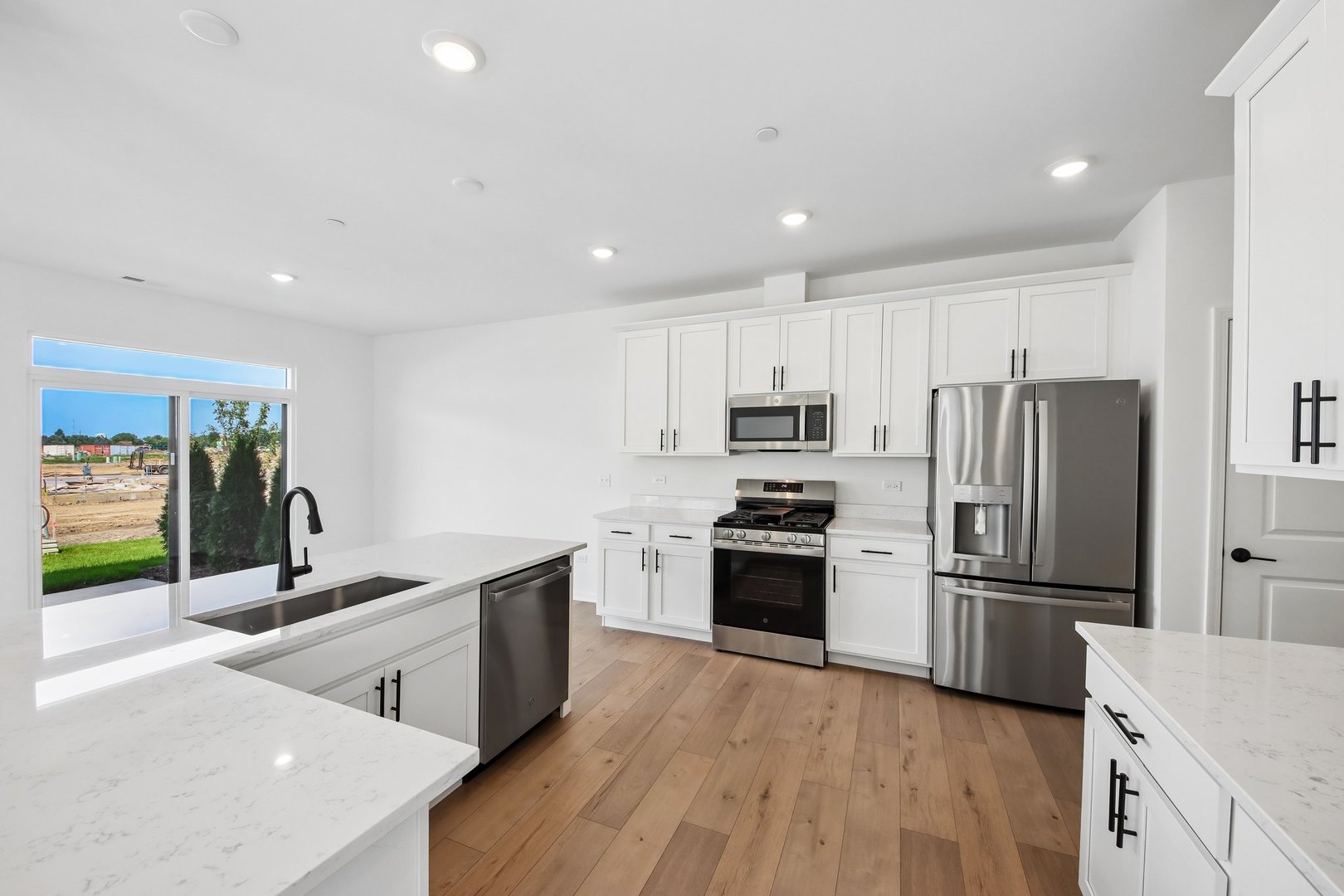 15451 W Amelia Circle Property Photo 14
