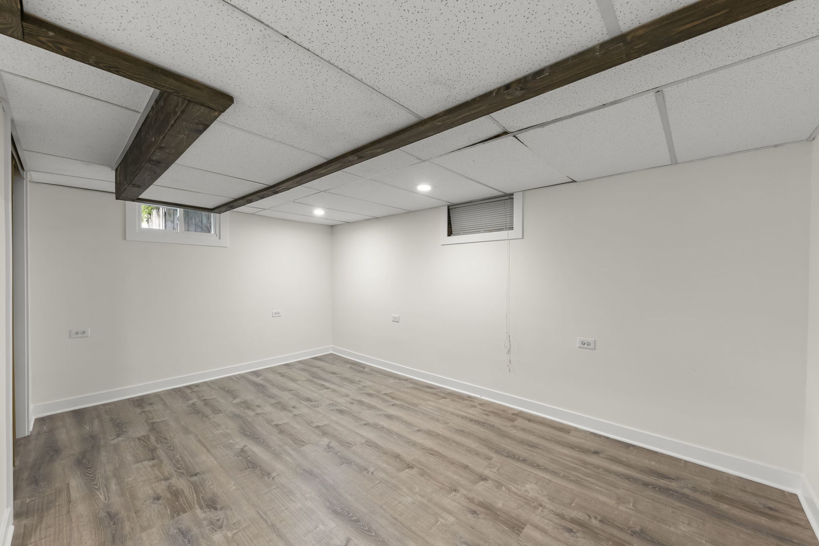 2n180 Mildred Avenue Property Photo 18