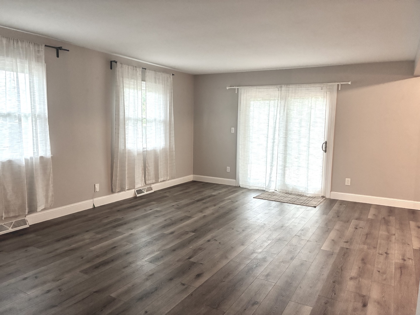 1810 Rebecca Drive Property Photo 5