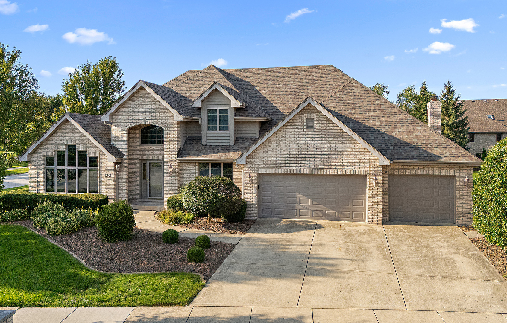 10908 Deer Point Drive Property Photo 1