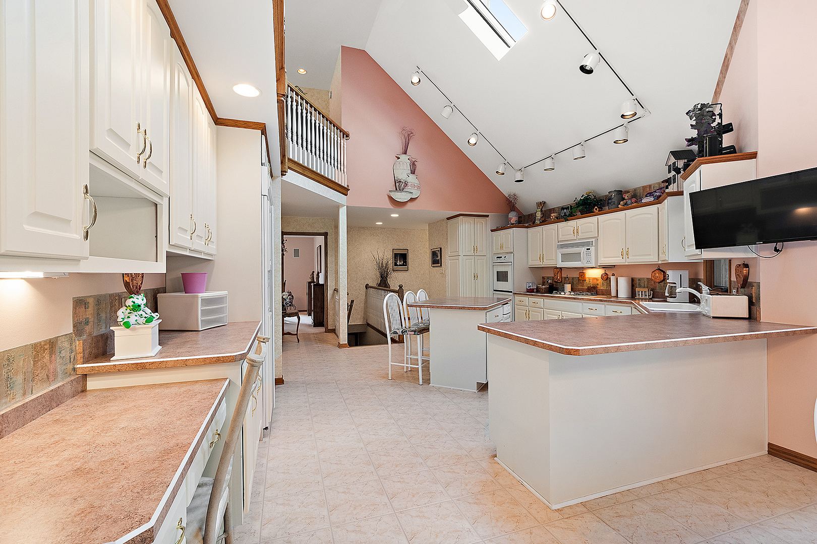 10908 Deer Point Drive Property Photo 14
