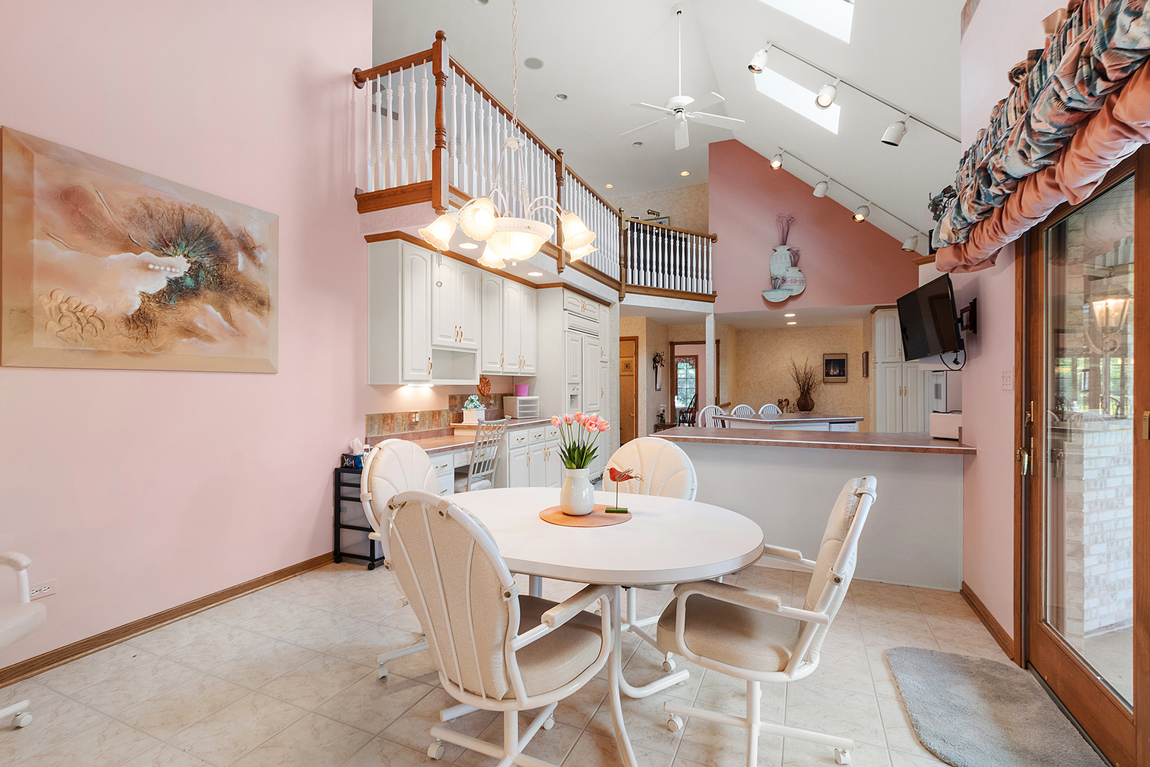 10908 Deer Point Drive Property Photo 16